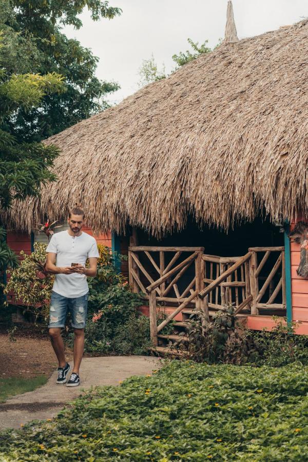 Mondi Lodge Dorp Dorp Sint Michiel Екстериор снимка